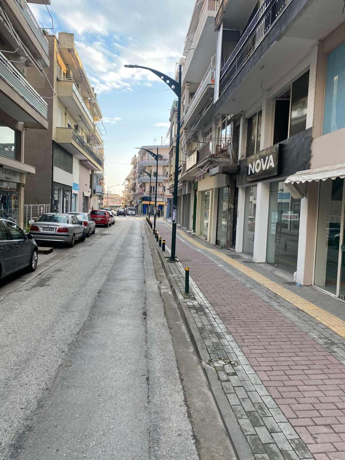 Parasiou Studios 103 Διαμερίσματα Στο Κέντρο Της Πόλης Komotini Exteriör bild